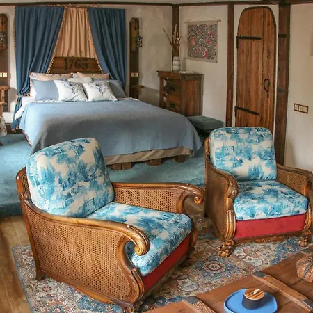 Historical Place In Old Town Appartement